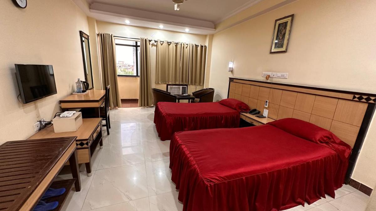 Hotel Sriyash Regency - Housity