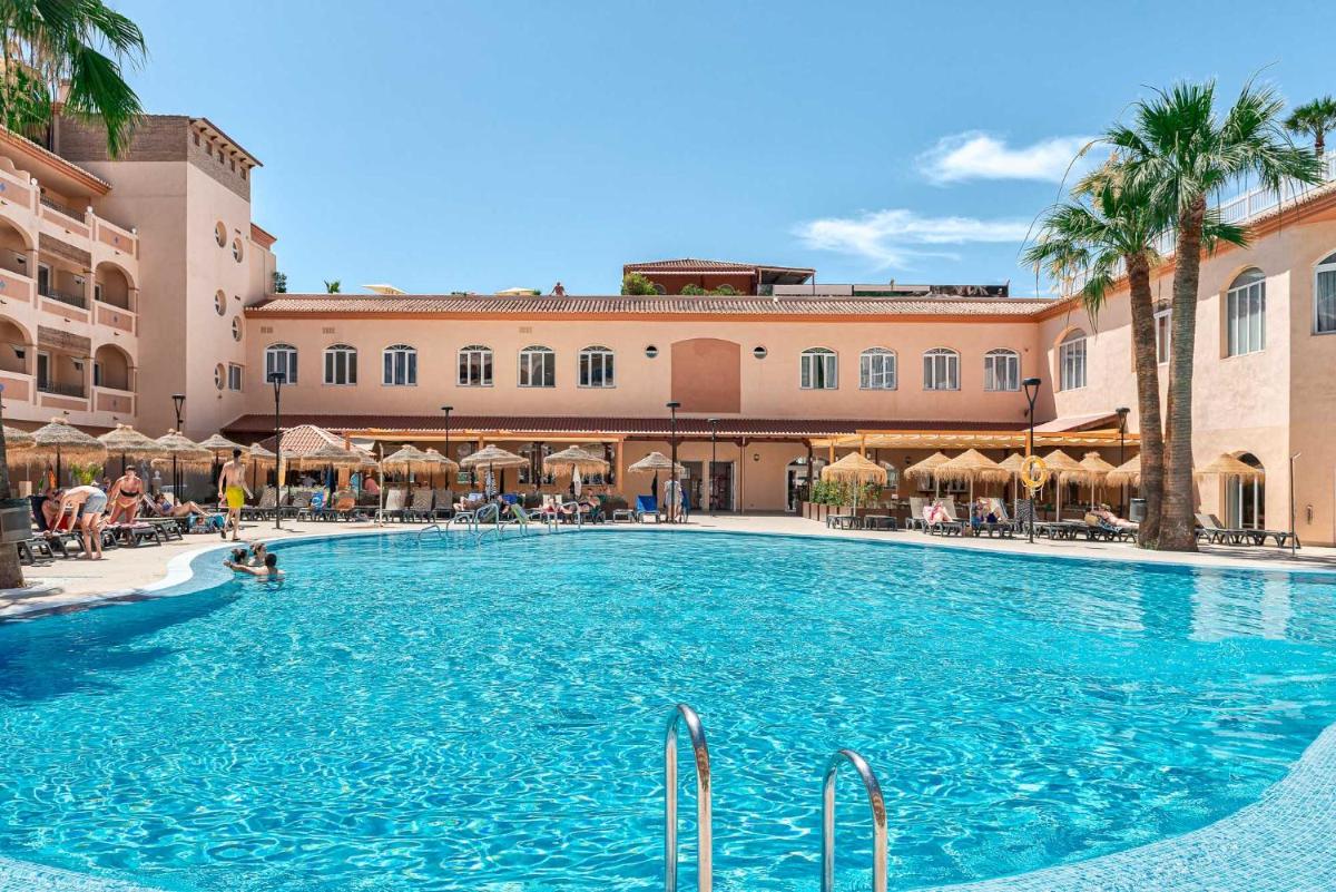 Piscina en o cerca de Bahía Tropical