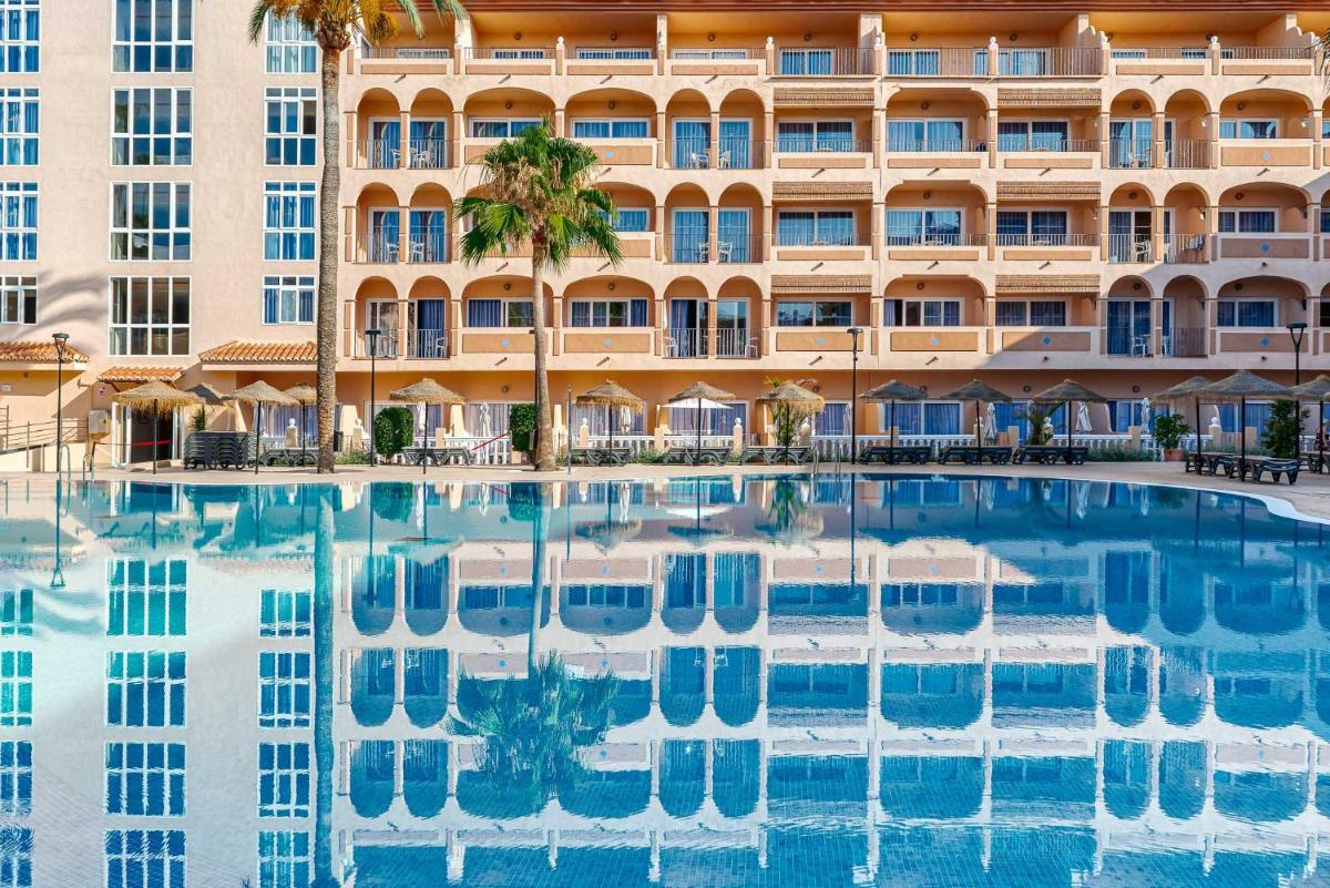 Piscina en o cerca de Bahía Tropical