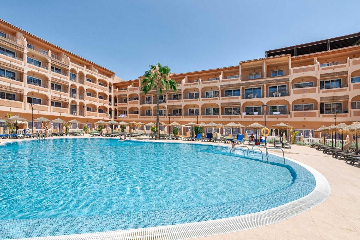 Piscina en o cerca de Bahía Tropical