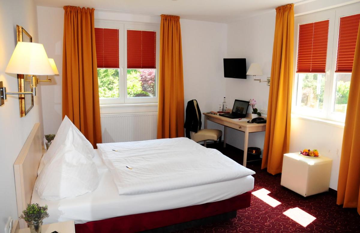 Hotel Blankenese - Housity