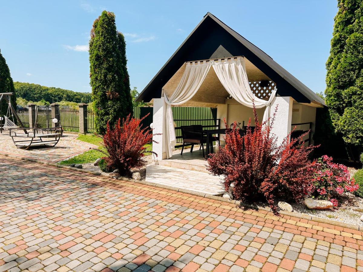 Koral Hotel - Housity