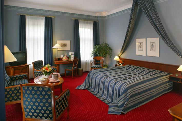 Hotel Sächsischer Hof - Housity