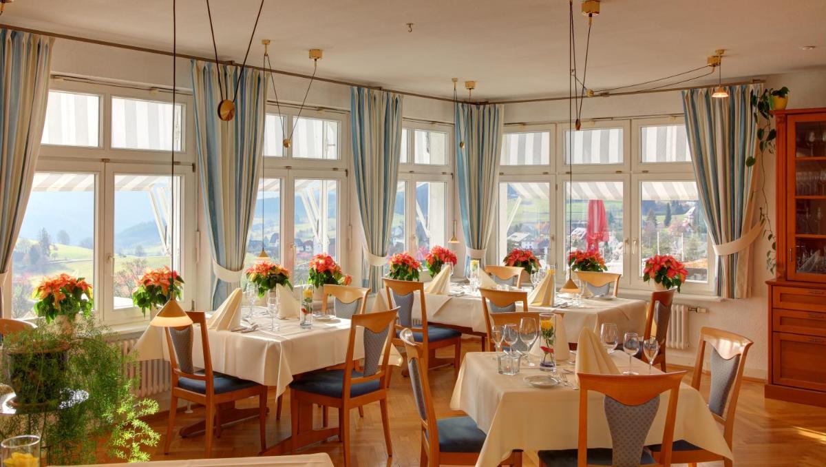 JUFA Hotel Schwarzwald - Housity