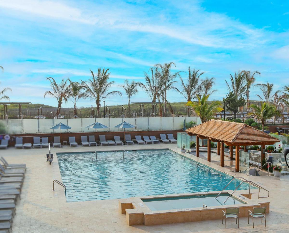 Holiday Inn Ocean City, an IHG Hotel - Housity