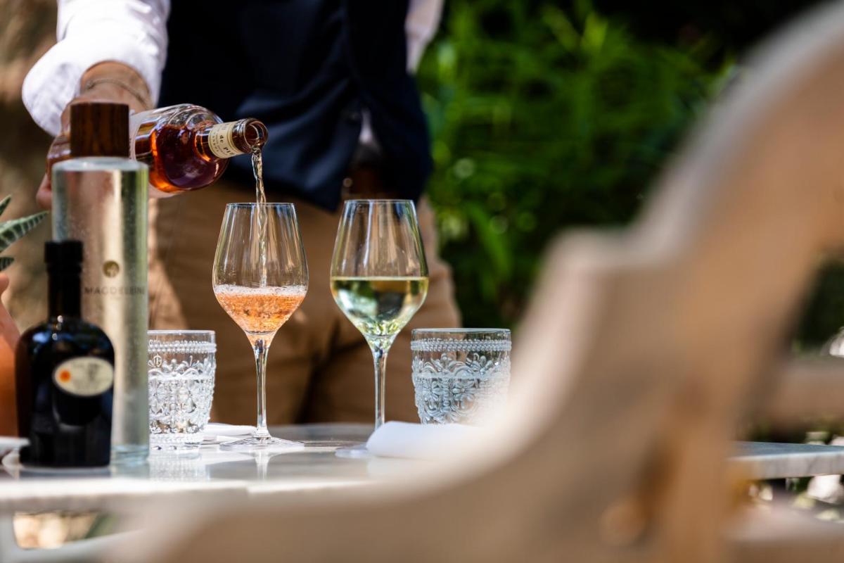 Boissons dans l'établissement Hôtel - Restaurant & Spa La Magdeleine - Mathias Dandine