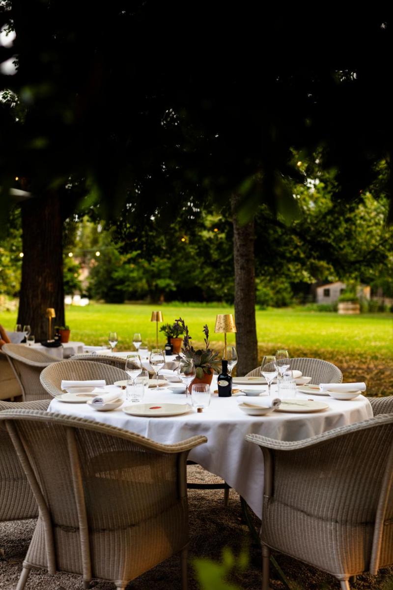 Jardin de l'établissement Hôtel - Restaurant & Spa La Magdeleine - Mathias Dandine