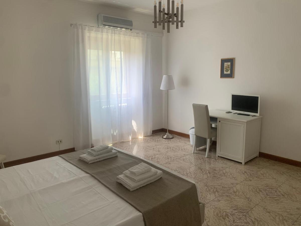 Porta Napoli Rooms - Housity