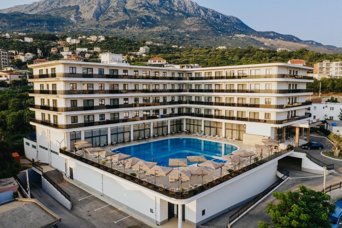 Hotel BH - Housity