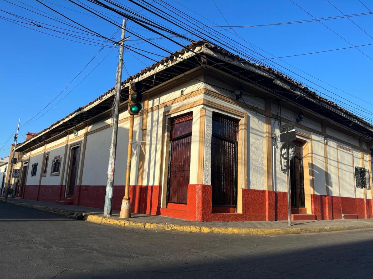 Suitetrails - Hostal La Leonesa