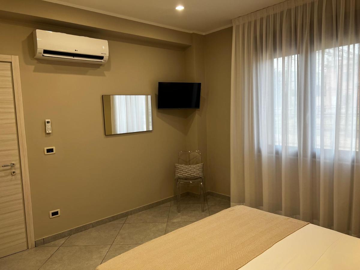 B&B Lamezia Central Airport - Housity