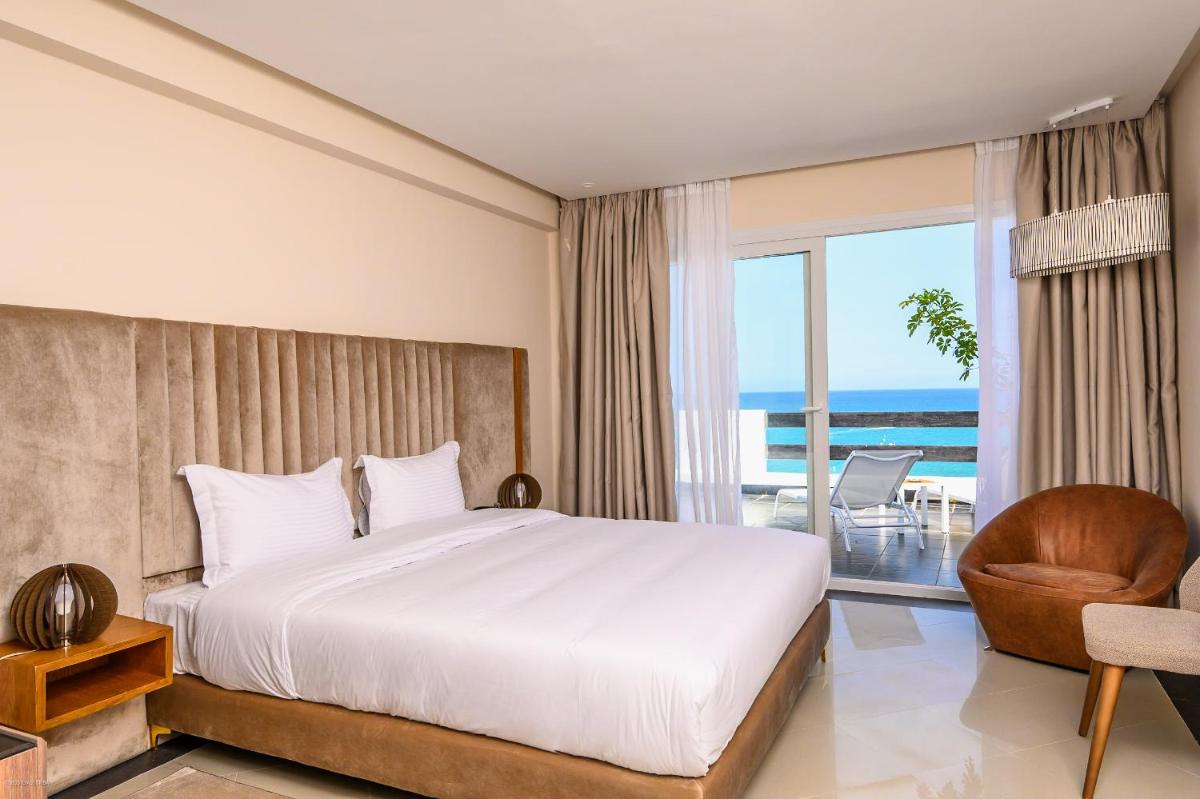 PLAYA DEL PACHA Suites Hotel - Housity