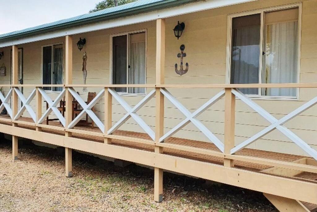 Family Friendly Beach House - Housity