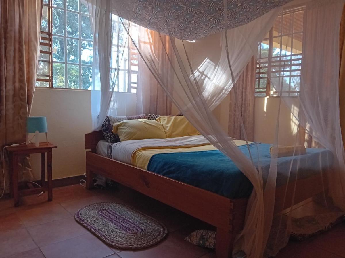 Blend Lodge and Kitchen - Pakachere - Housity