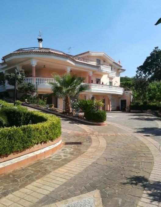 Suitetrails - Villa Maria