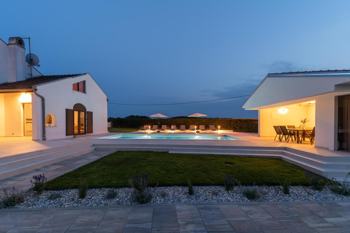 Villa Bosa - Housity