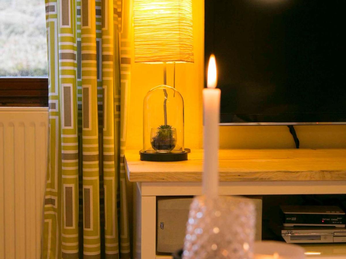 Gîte douillet à Fresse-sur-Moselle avec terrasse, WIFI et cuisine équipée - FR-1-589-43 - Housity