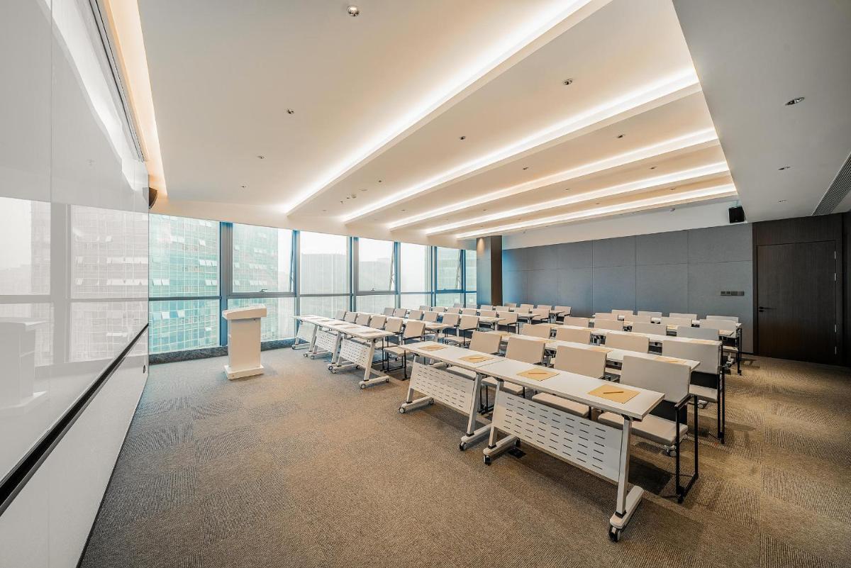 Atour Hotel Chongqing Liangjiang District Jinke Center - Housity