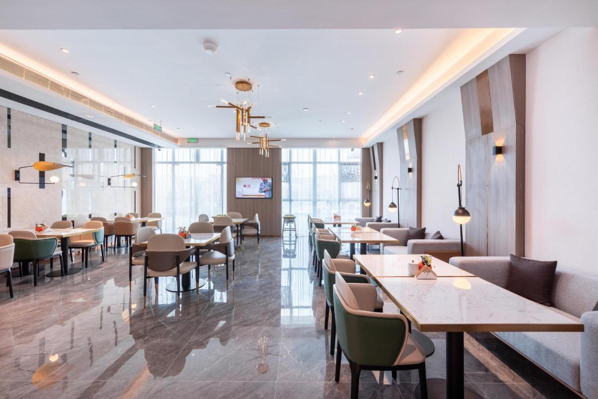 Atour Hotel Nanjing Pukou Economic Development Zone Qiaolin - Housity
