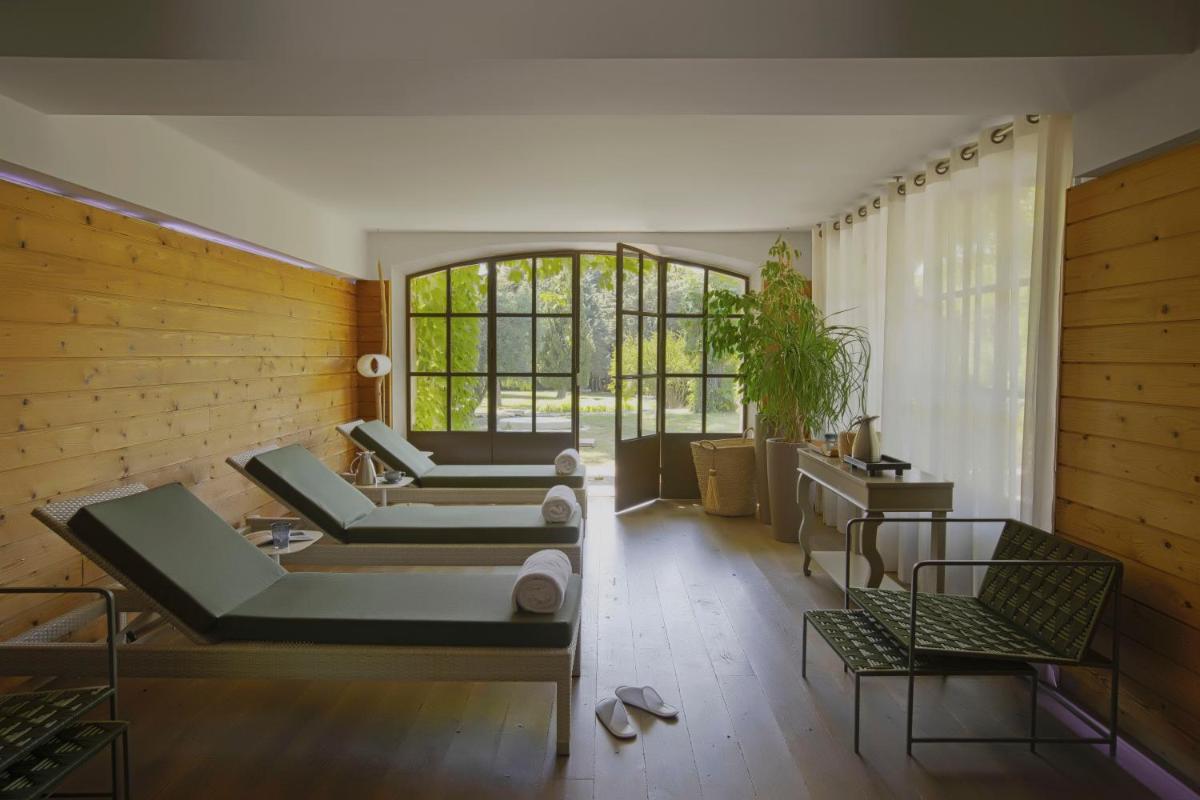 Coin salon dans l'établissement Baumanière - Les Baux de Provence