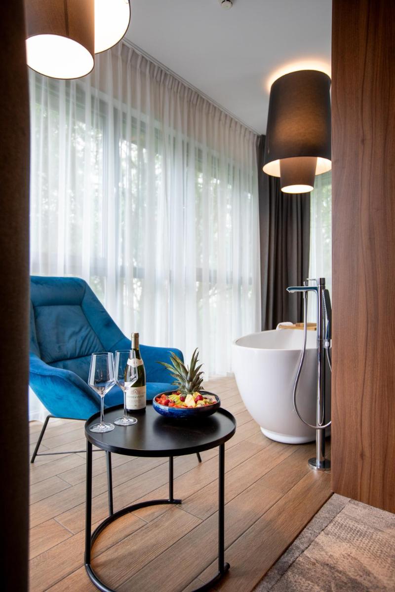 Garden Square Hotel - Housity