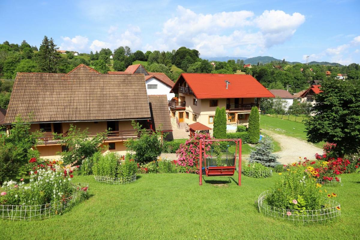 Pensiunea Dealul Frumos - Housity