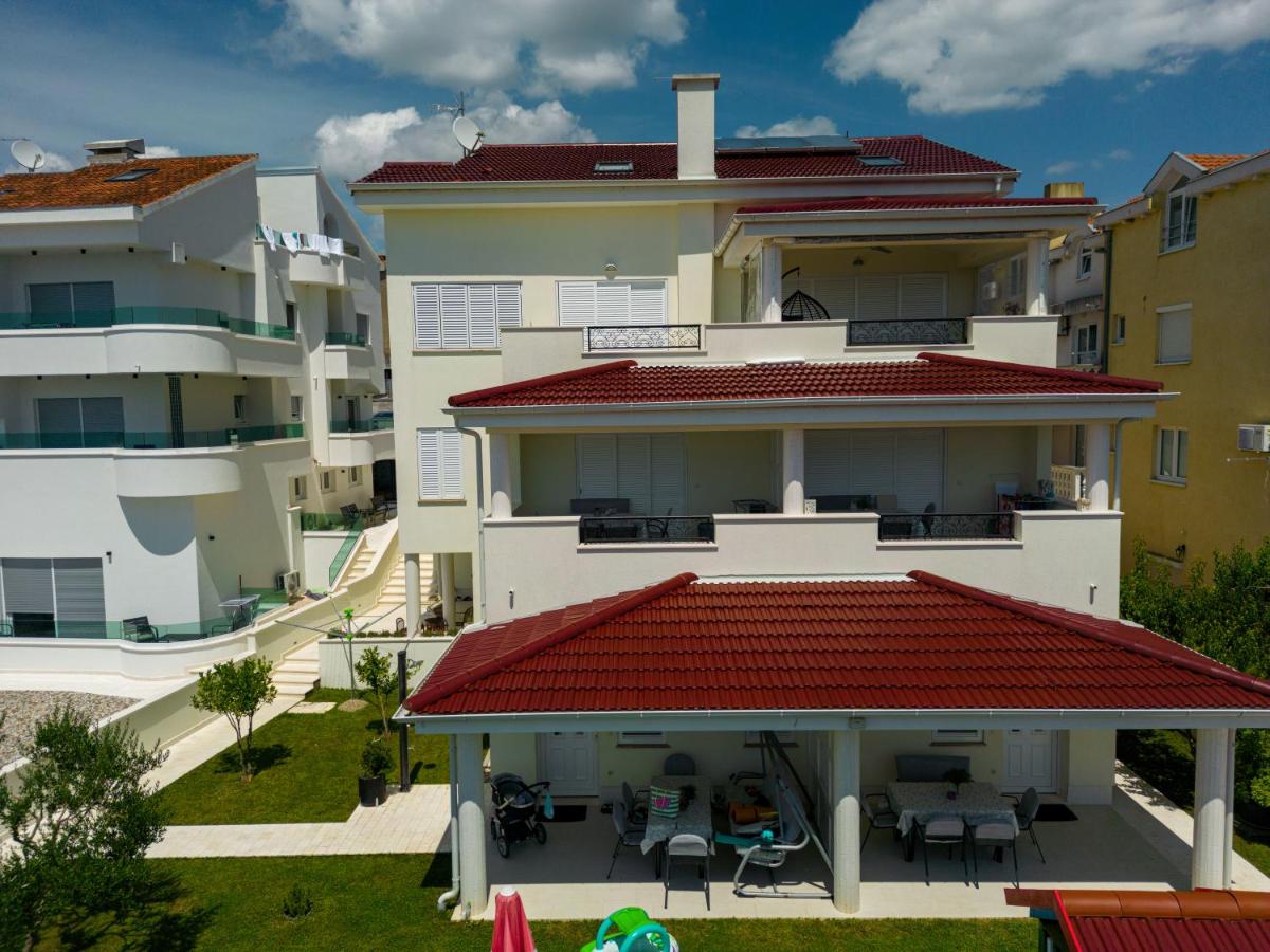 Vila Maričić - Housity