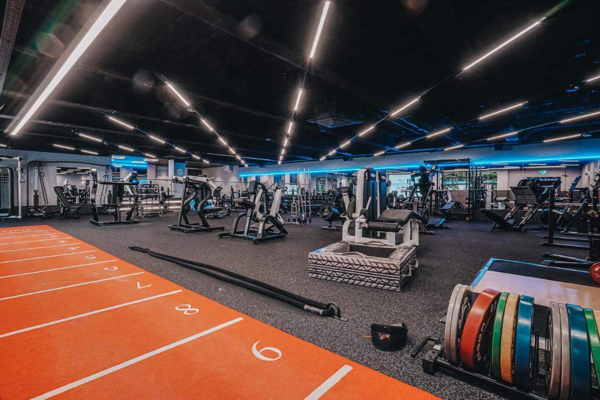 Wrightington Hotel & Health Club - Housity