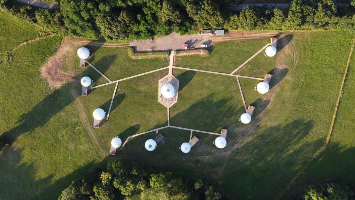 Glamping Resort - Housity