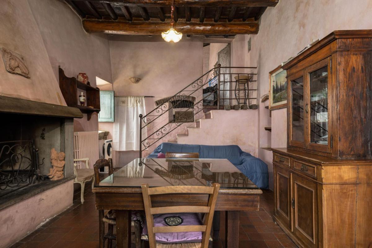 Poggio alla Pieve - Rosa - Housity