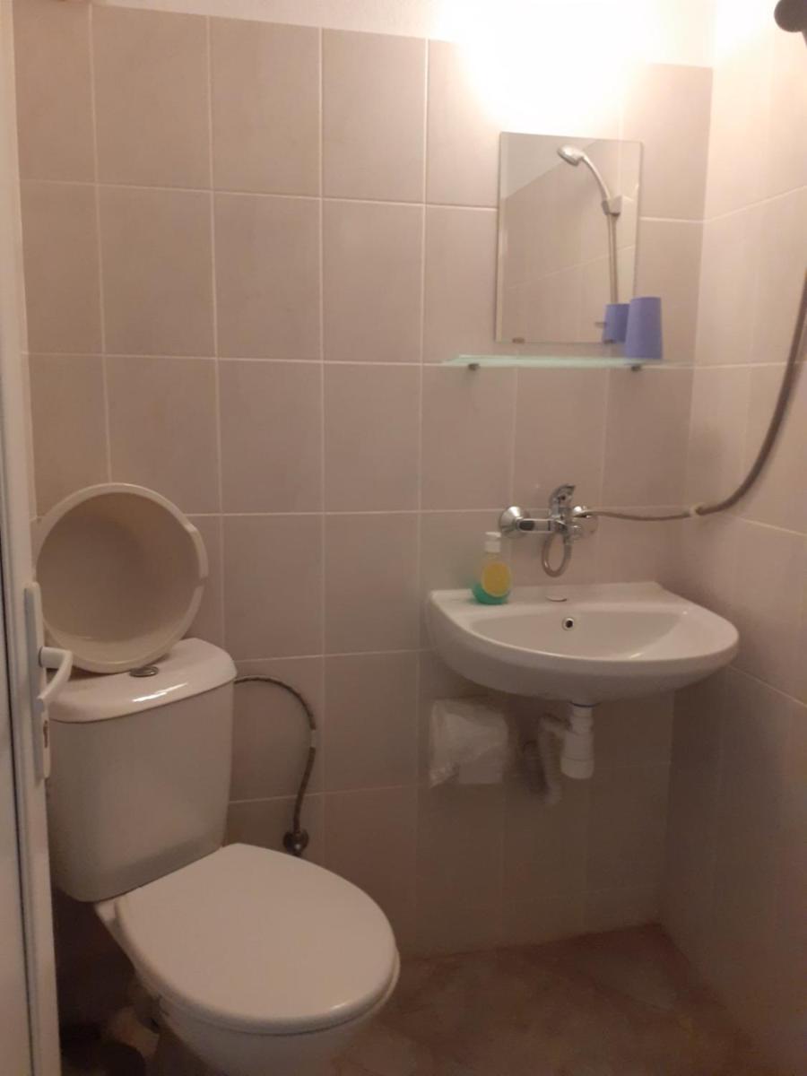 СТАИ ЗА ГОСТИ ПОДКОВА - Housity