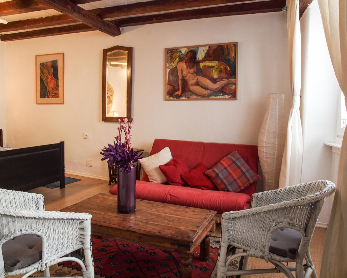 Apartments Hemingway House - Housity