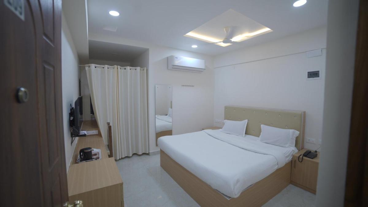 HOTEL RAJAM SELVA - Housity