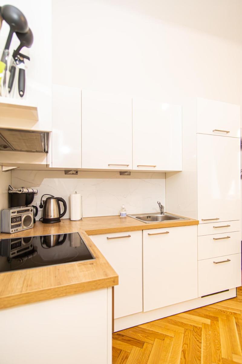 Raimond Apartment - Housity