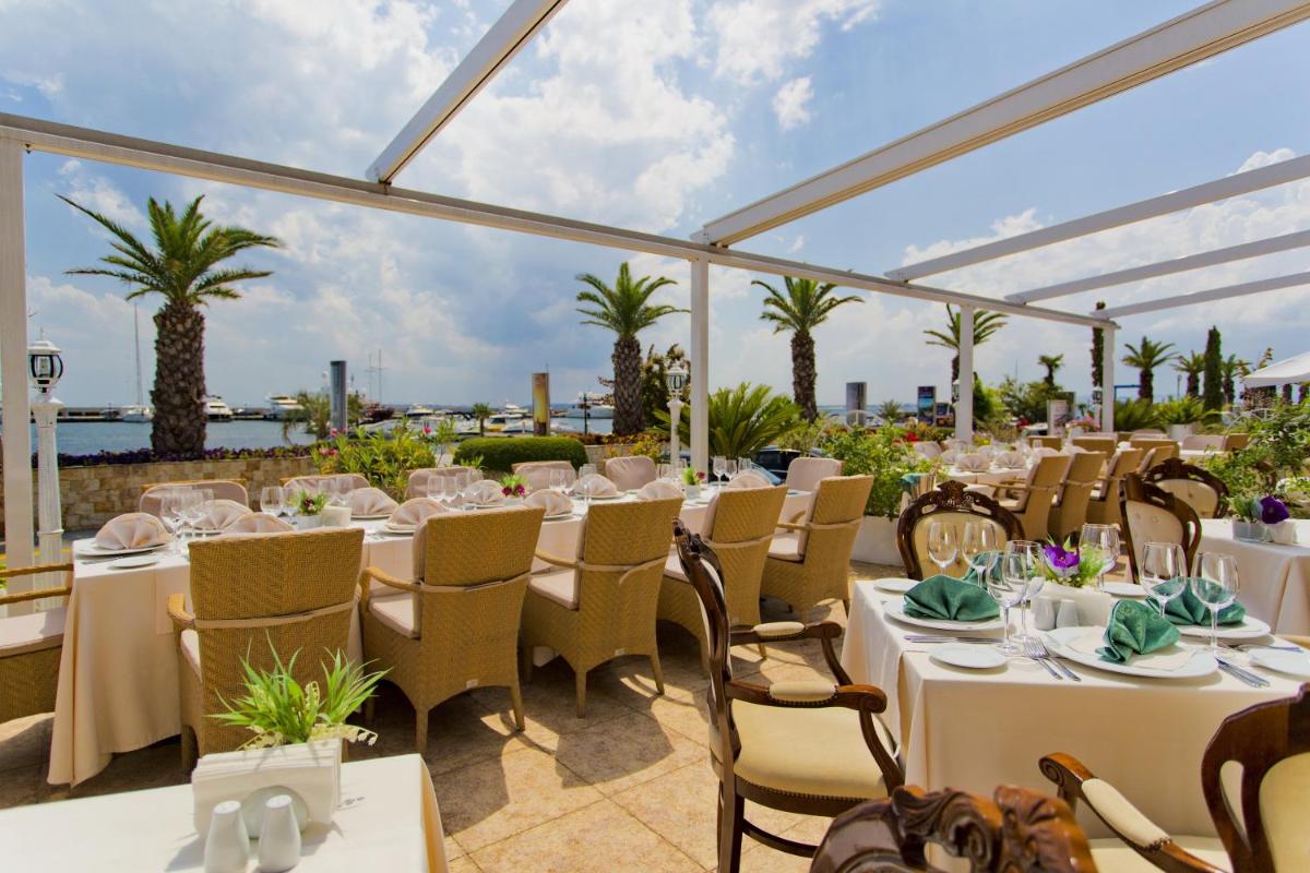 Suitetrails - Hotel Palace Marina Dinevi