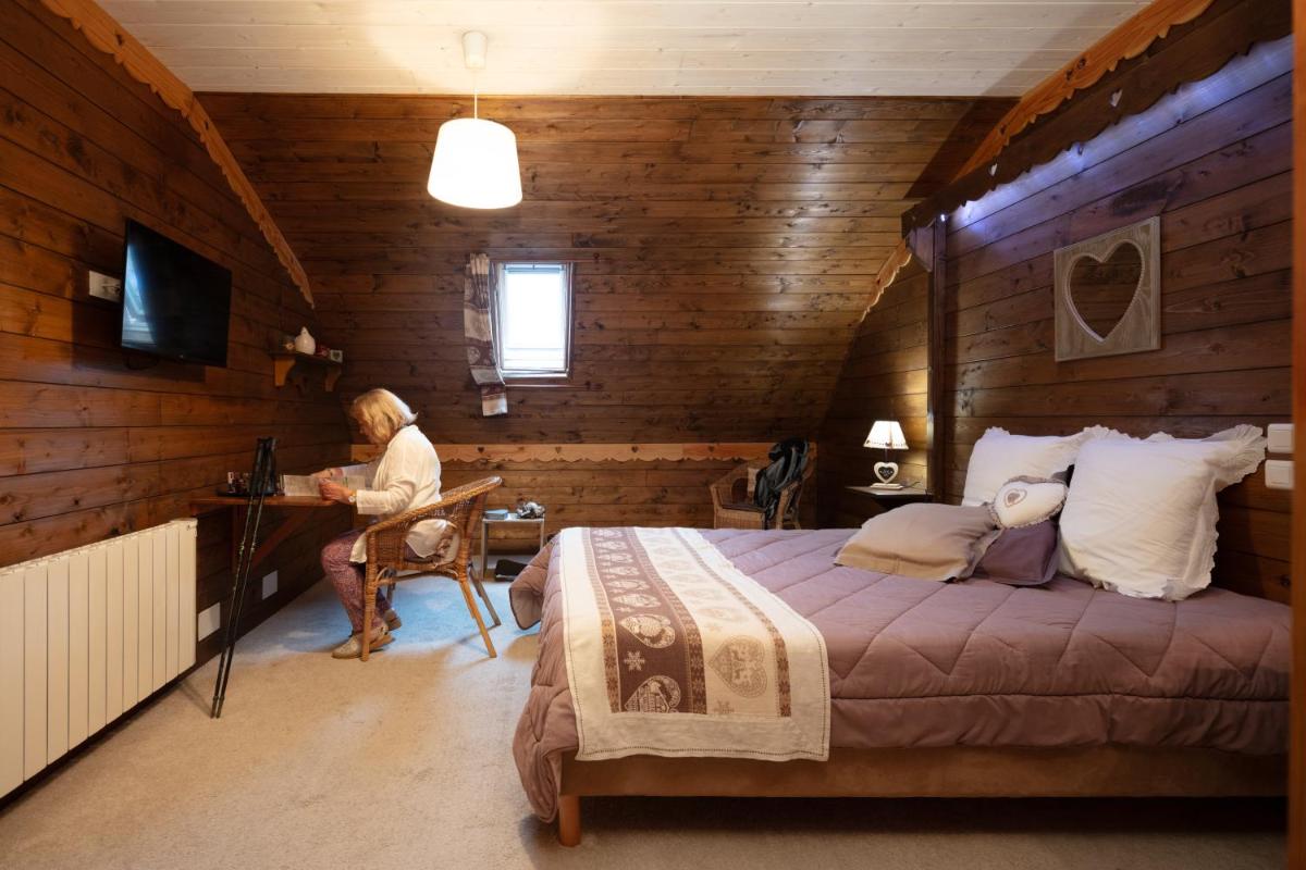Chambres d'Hôtes Coeur de Bastié et Ranch du Lévézou - Housity