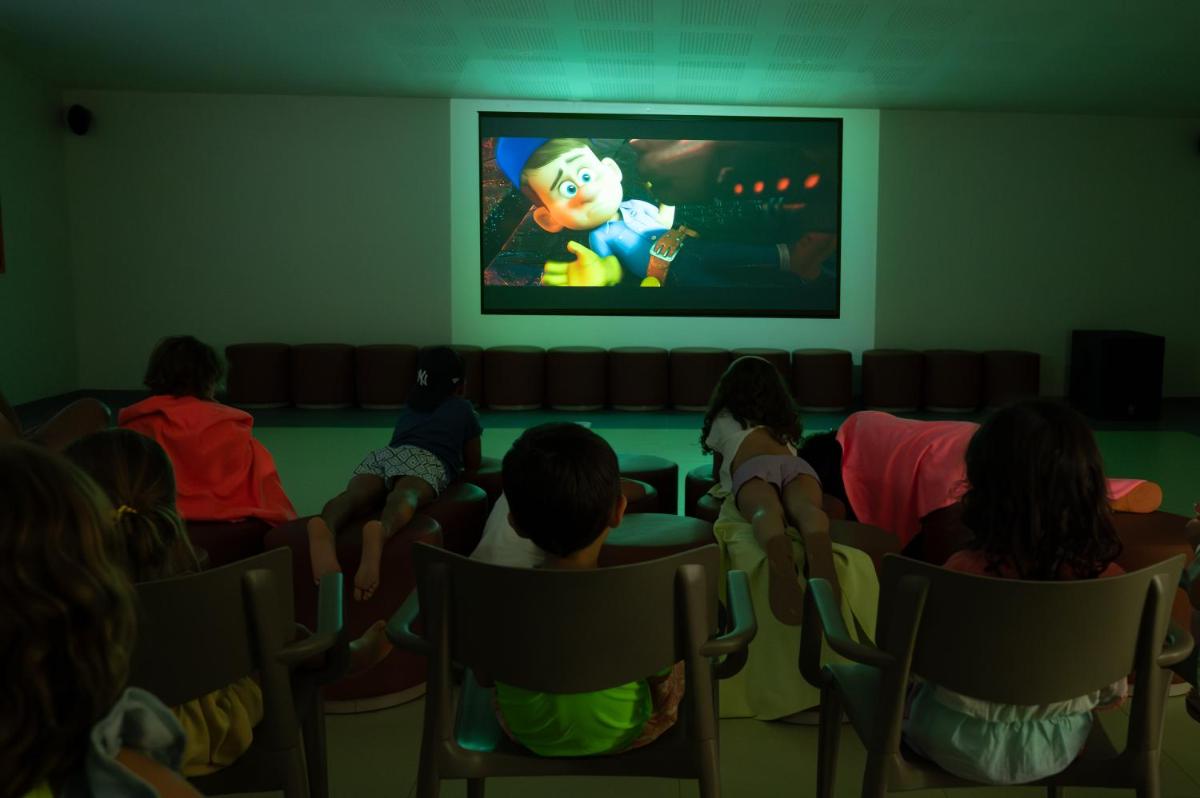 Os clientes hospedados em Vila Gale Nep Kids