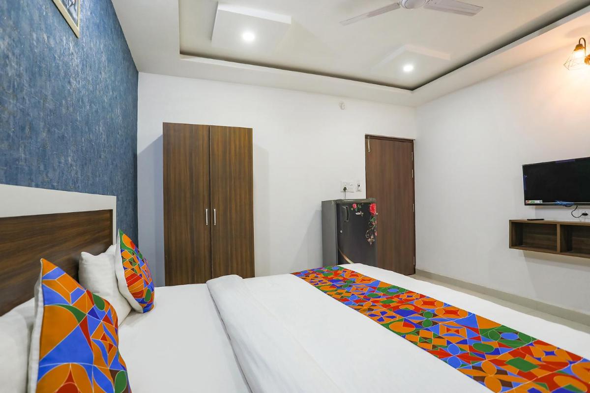 FabExpress Vinayak Palace - Housity