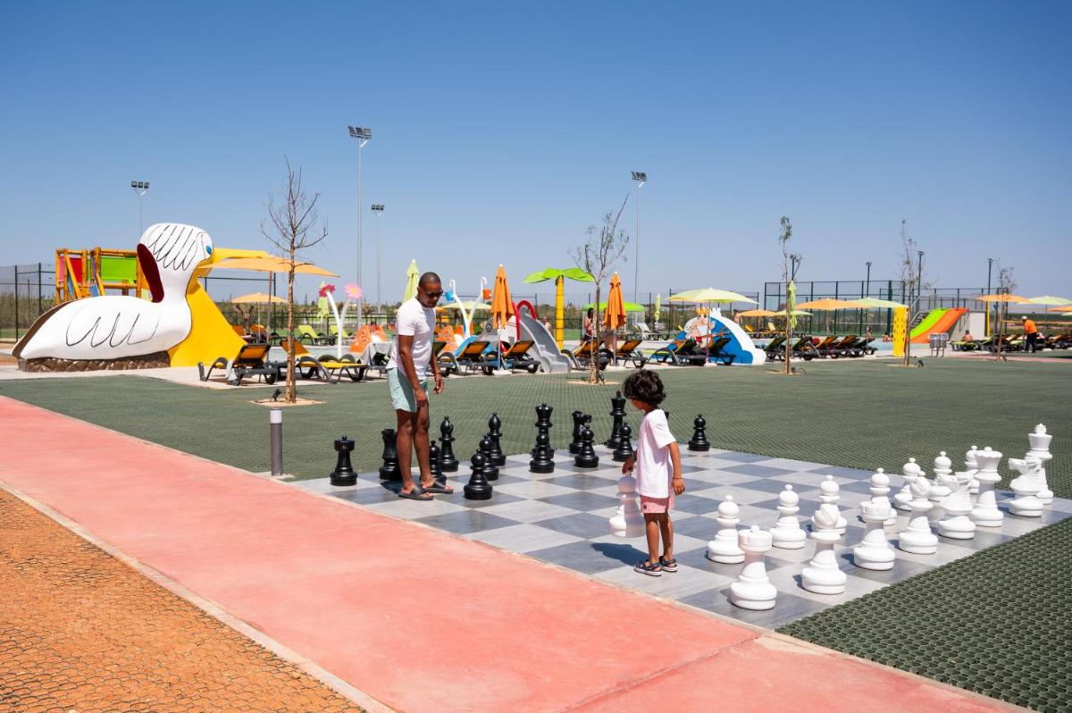 Os clientes hospedados em Vila Gale Nep Kids