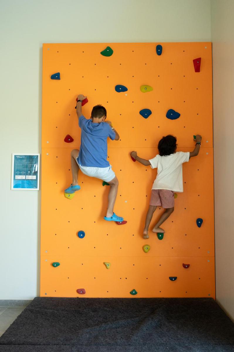 Os clientes hospedados em Vila Gale Nep Kids