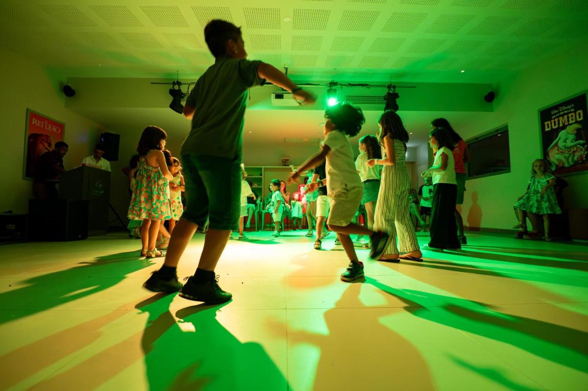 Os clientes hospedados em Vila Gale Nep Kids