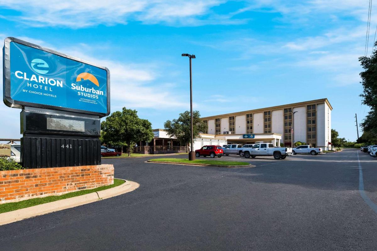 Clarion Hotel San Angelo near Convention Center - Housity