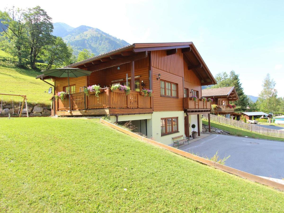 Luxury chalet in Fusch an der Grossglocknerstrasse Salzburgerland with sauna - Housity