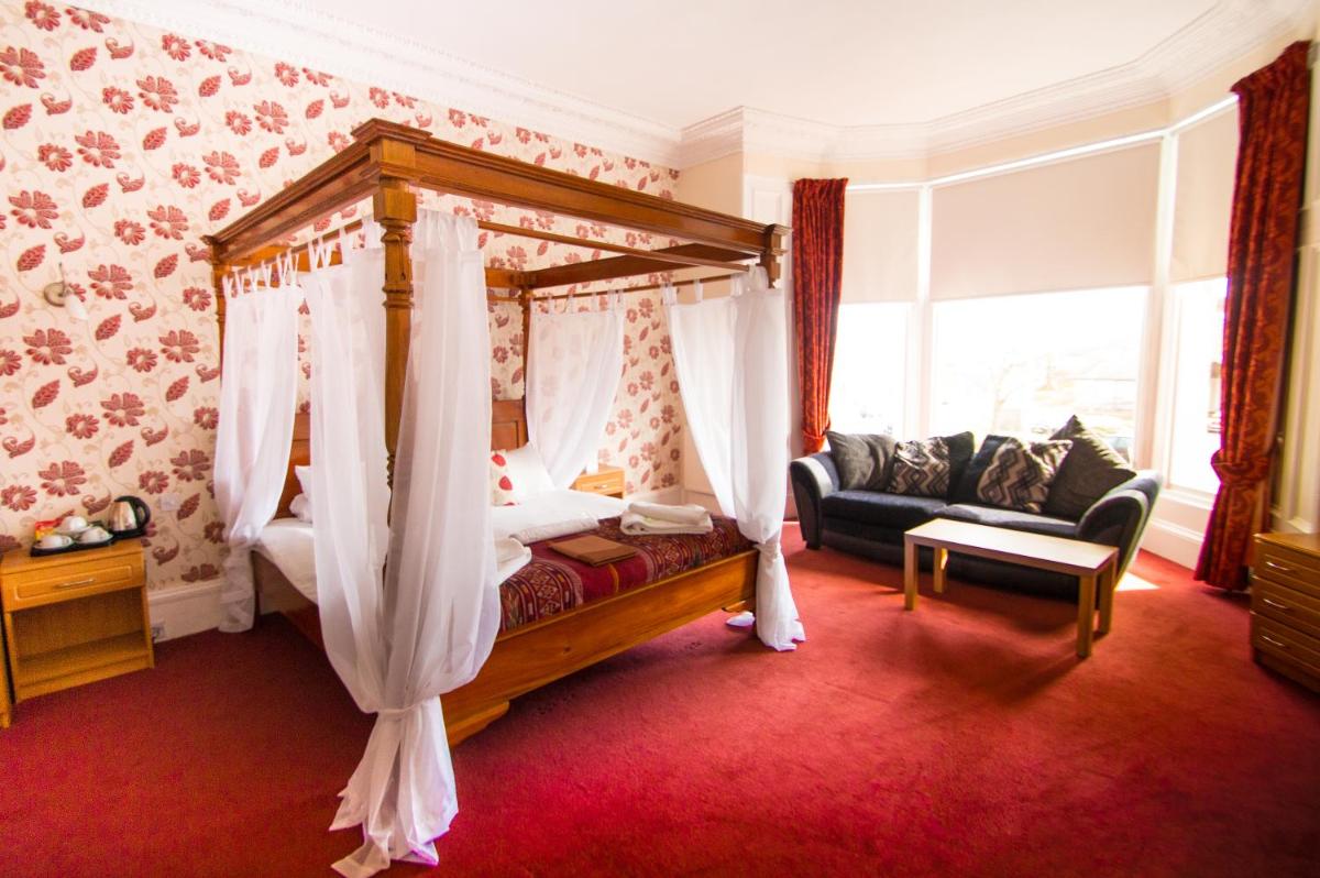 Royal Mackintosh Hotel - Housity