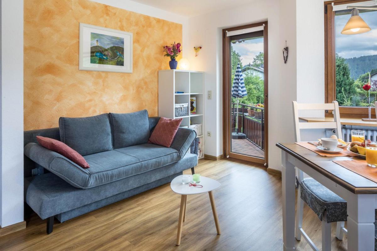 Friedolin im Bärenhüsli - Housity