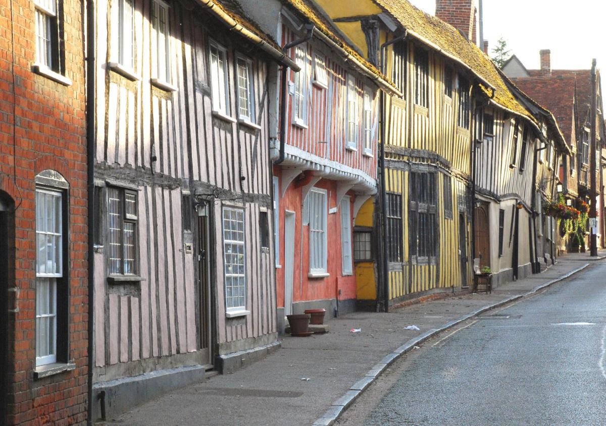 Stable Cottage - Housity