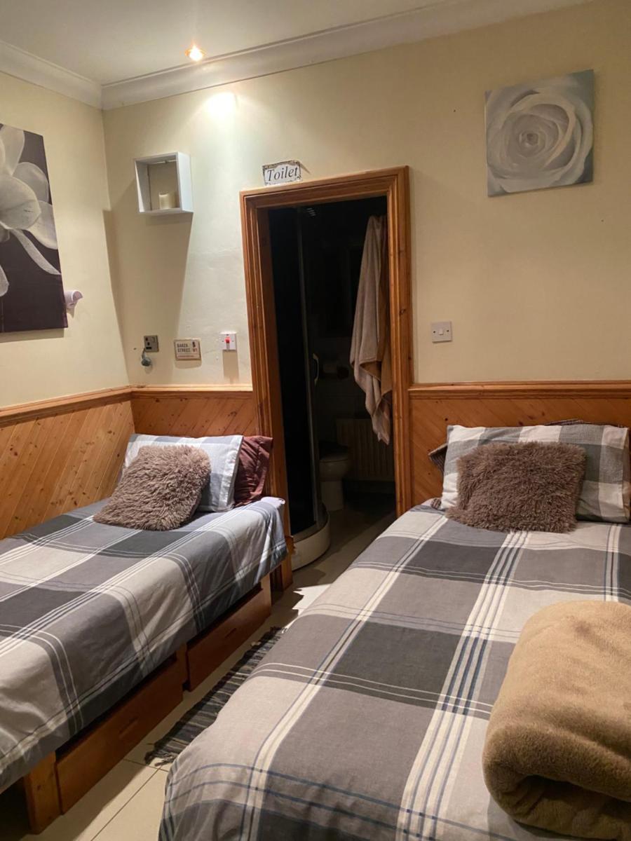 Big Home in London, Forest Hill - Housity