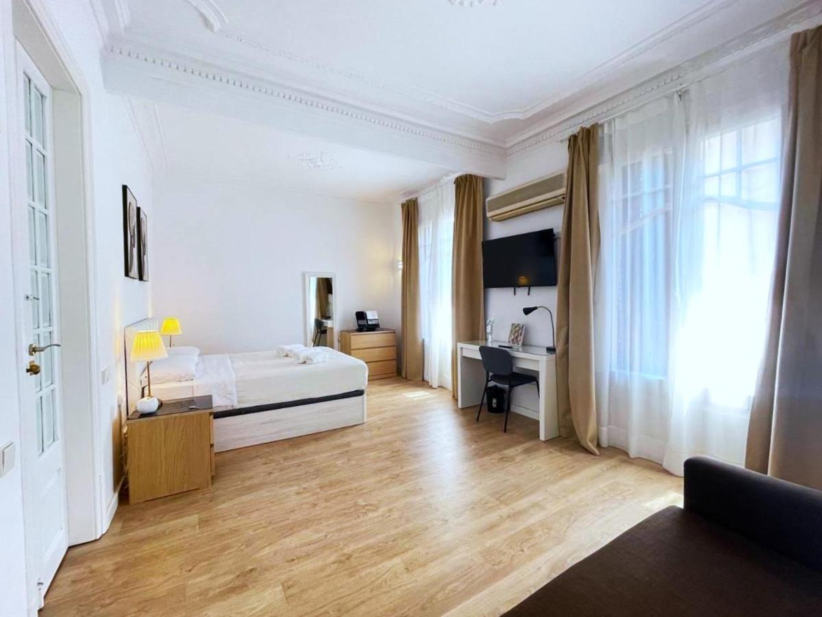 Flor Habitaciones - Housity