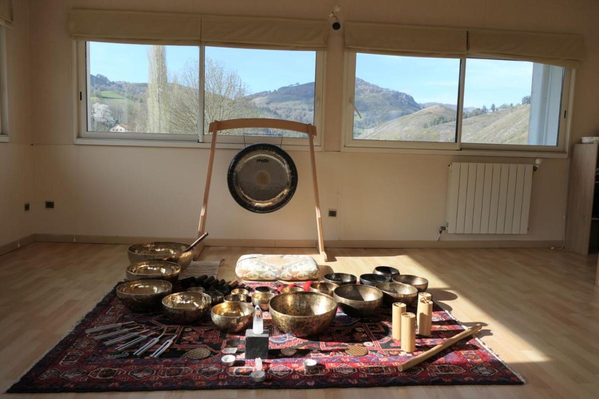 Eyhera Perkain - Housity