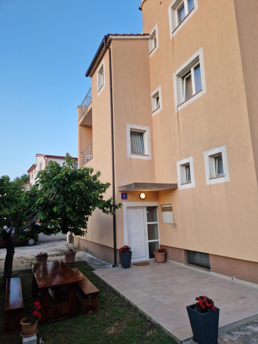 Guest Accommodation Slapovi Krke - Housity